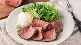 鳥刺しにユッケも！食中毒の危険性がある生食まとめ