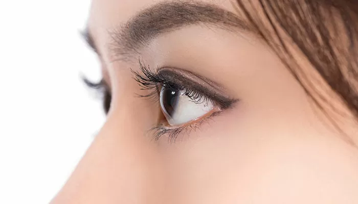 三白眼の芸能人まとめ！美人が多いって本当？治療法はある？