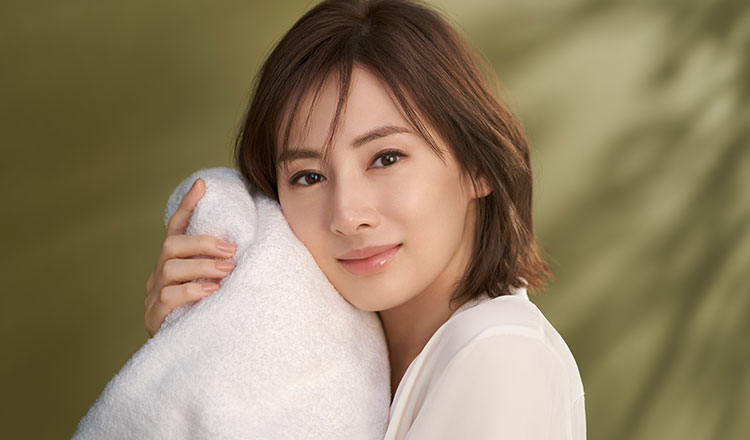 魔女鼻の芸能人まとめ!美人が多い?どんな印象を与える?
