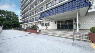 秀和幡ヶ谷レジデンスに住む芸能人は誰?渋谷の北朝鮮と呼ばれる理由も